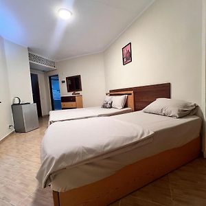 Dreibettzimmer
